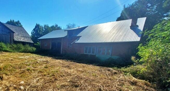 Siedlisko z potencjałem – 0,65 ha działki z zabudowaniami, G