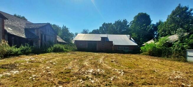 Siedlisko z potencjałem – 0,65 ha działki z zabudowaniami, G