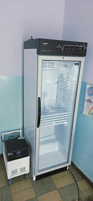 Szafa chłodnicza witryna Medyczna MED 374 apteczna na leki
