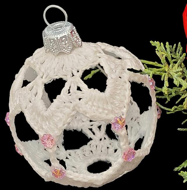 Bombki ażurowe ręcznie wykonane 4szt