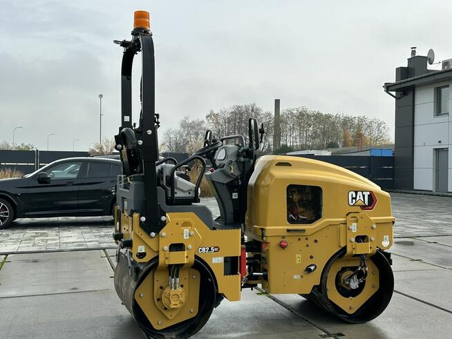 WALEC DROGOWY CATERPILLAR CB2.5 GC