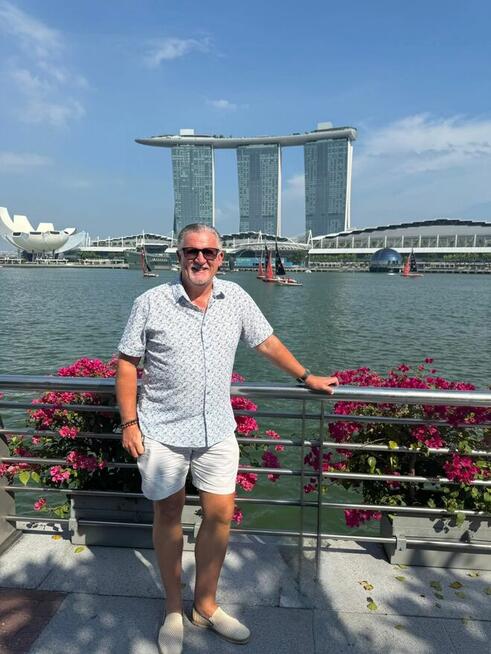 Wkładanie wielu starań w poszukiwanie kobiety, z którą mógłb