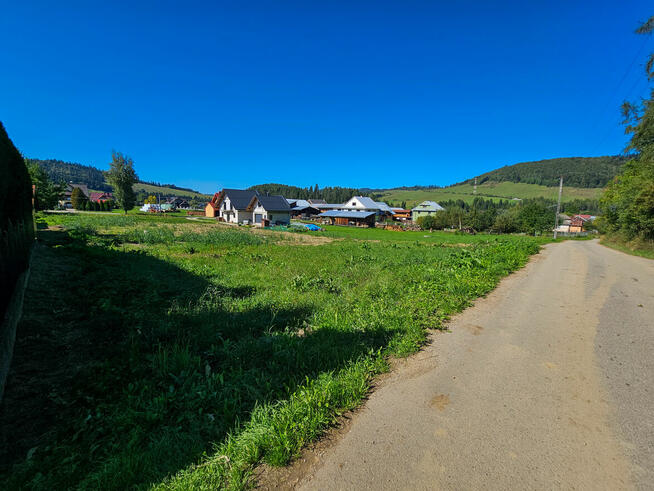 Trzy działki budowlane w Niedzicy.