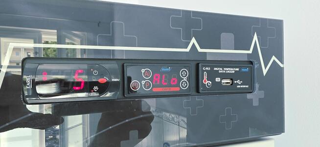 Szafa chłodnicza witryna Medyczna MED 374 apteczna na leki