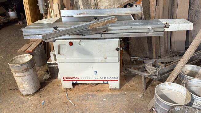 Piłą formatowa scm