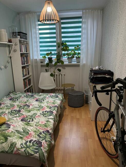 Tychy ul. Edukacji, pierwsze piętro, 3 pokoje 57,5m2.