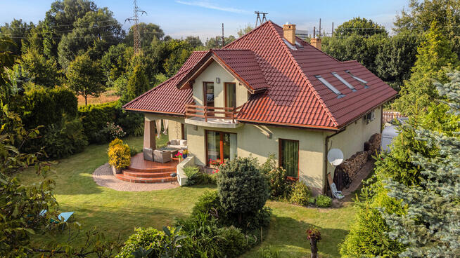 Tychy-Glinka piękny dom na wspaniałej działce.