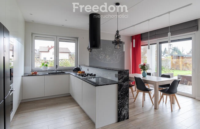 Wyjątkowy dom 30 minut od centrum Warszawy