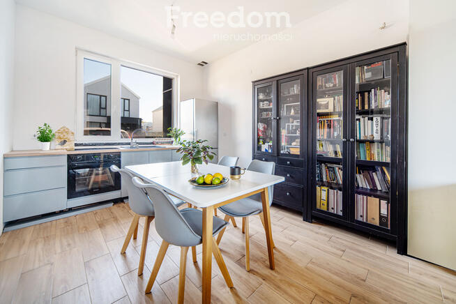 Nowoczesny dom szeregowy w Krępie