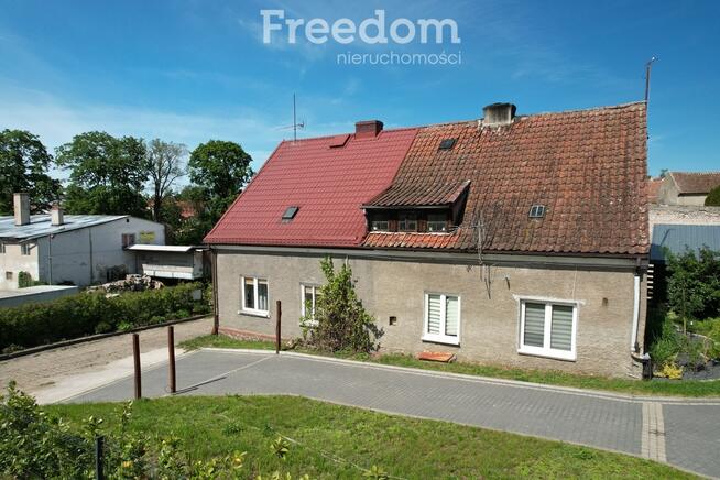 Na sprzedaż dom w zabudowie bliźniaczej.