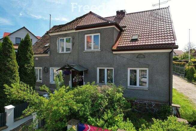 Na sprzedaż dom w zabudowie bliźniaczej.