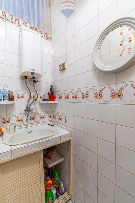 Lokal 151 m² z witrynami – Bałuty, blisko centrum