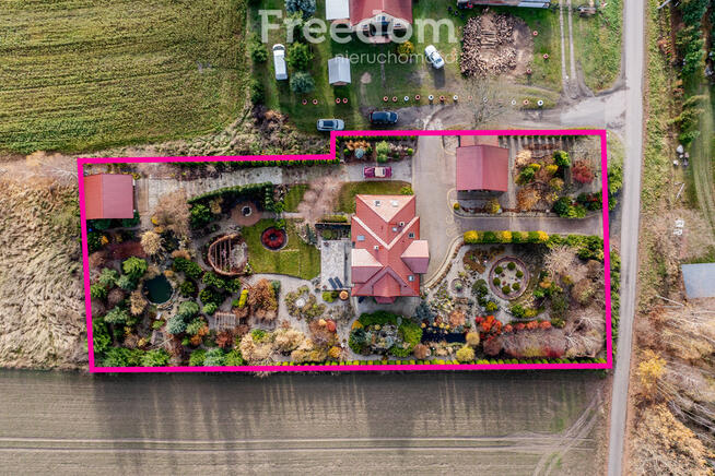 Piękny dom z ogrodem i widokiem na jezioro