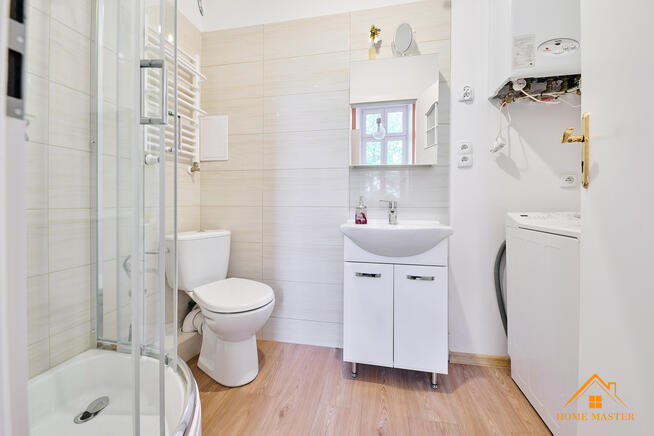 z widokiem na jezioro