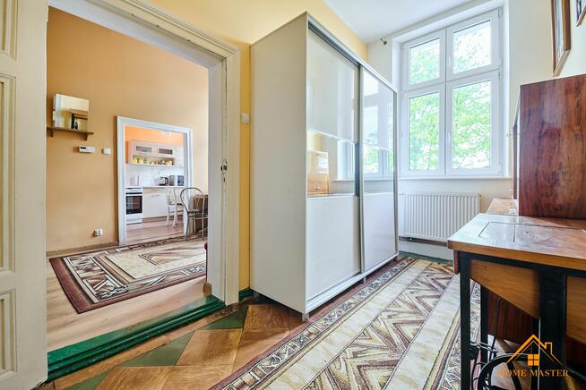 z widokiem na jezioro