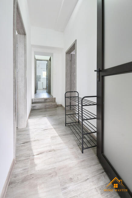 na parterze z balkonem po remoncie