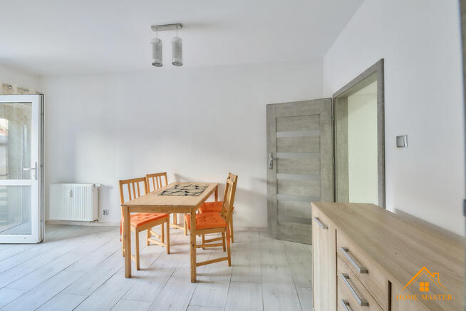 na parterze z balkonem po remoncie