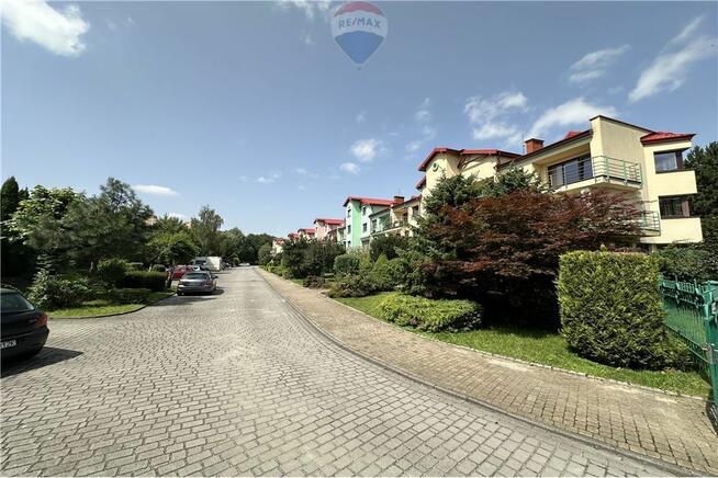 Działka komercyjna zabudowa mieszkaniowa-usługowa