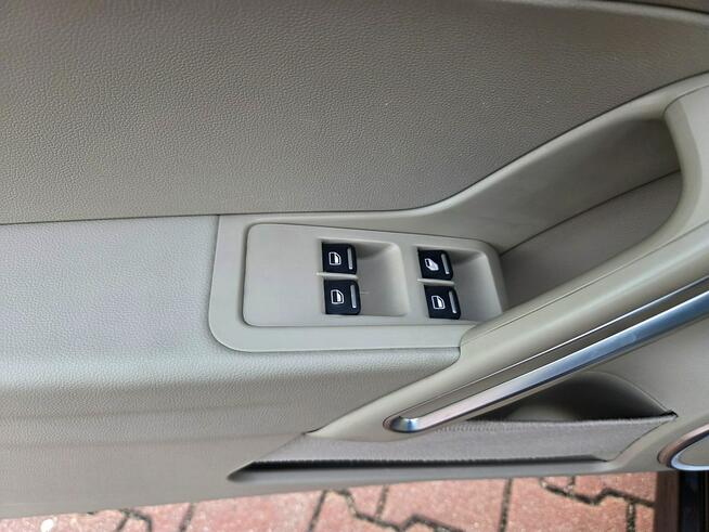 Volkswagen Beetle R-Line 2.0 TSI 200KM 2013r Cabrio, DSG, Xenon, Skóry, Keyless go