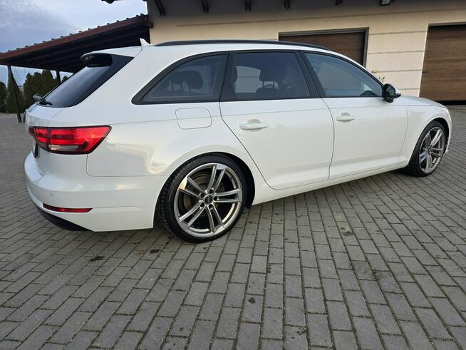 Audi A4 2.0 150PS Navi Xenon LED El.Klapa Alusy 19 Ambiente Gwarancja