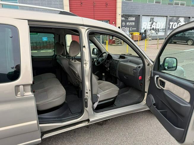 Citroen Berlingo Mulispace osobowy 1,6 benzynka z klimatyzacją