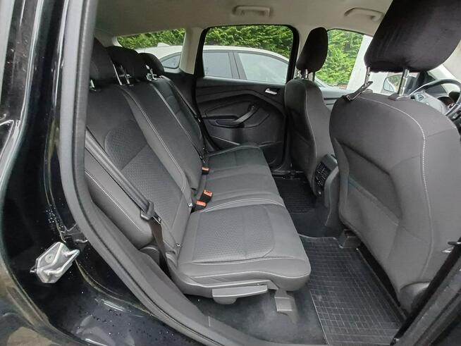 Ford Kuga zadbany, niewielki przebieg