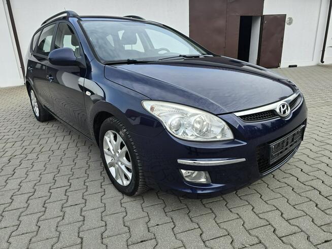 Hyundai i30 1,6Benz Serwis.NAVI.Klimatronic.El.szyby.Centralka.kredyt.OKAZJA