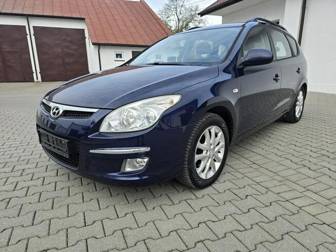 Hyundai i30 1,6Benz Serwis.NAVI.Klimatronic.El.szyby.Centralka.kredyt.OKAZJA