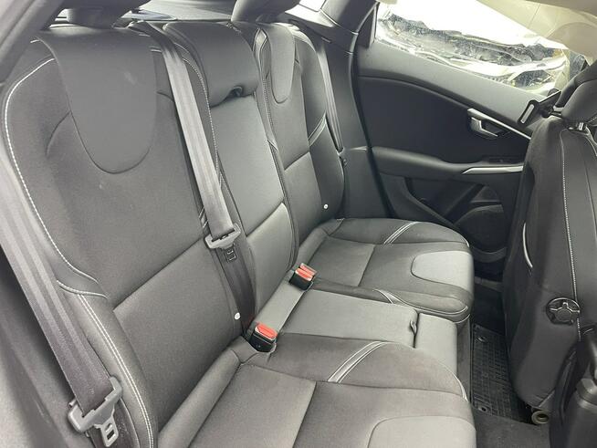 Volvo V40 D2 Momentum Automat Parktronik Skóra