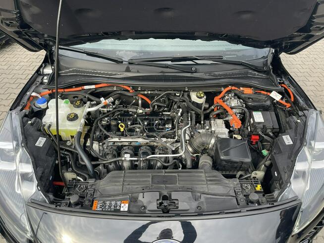 Ford Kuga ST Line Hybryda Plug IN Automat Skóra Podgrzewanie 225KM