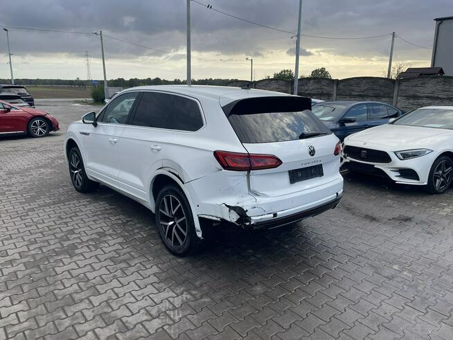 Volkswagen Touareg Automat Skóra Klimatronik Pneumatyka Kamera 422KM