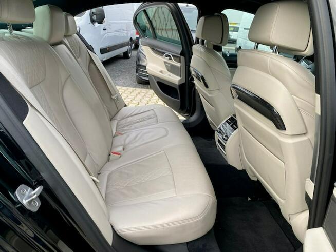 BMW 750 SALON PL / X-Drive / VOLL / 400 KM / M PAKIET / HEAD UP