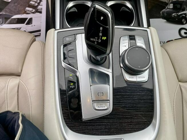 BMW 750 SALON PL / X-Drive / VOLL / 400 KM / M PAKIET / HEAD UP