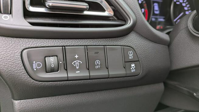 Hyundai i30 1.0 100 KM Wersja Smart + Pakiet LED Kamera Tempomat