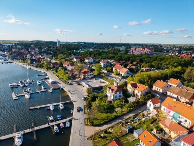 Mikołajki, promenada z dojściem do jeziora, marina
