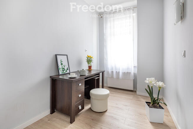 Klimatyczne 4 pokojowe mieszkanie w sercu Wildy.