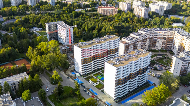 Przytulne z balkonem 10,5 m2 | Tramwaj