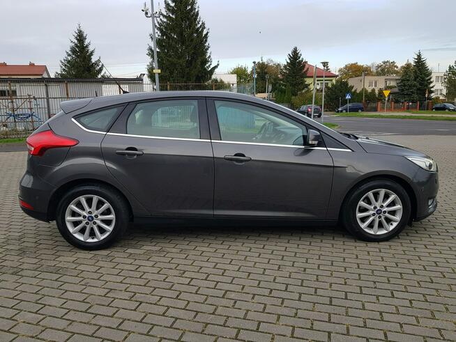 Ford Focus 1,5 Turbo Benzyna Xenony Nawigacja Zarejestrowany Gwarancja