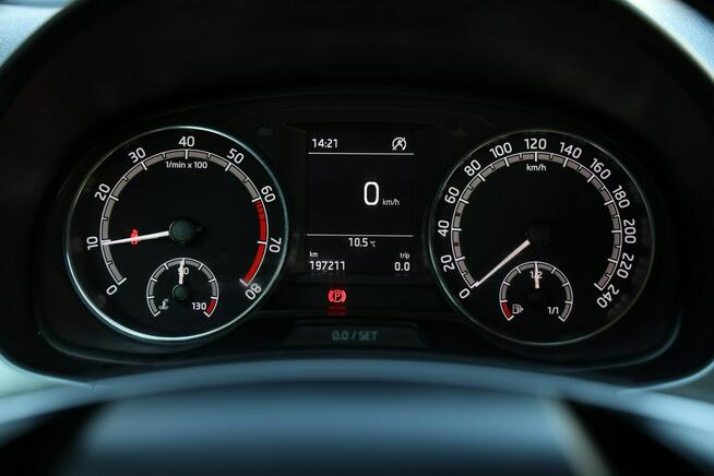 Škoda Fabia 1.0 TSI Ambition, 2 komplety opon