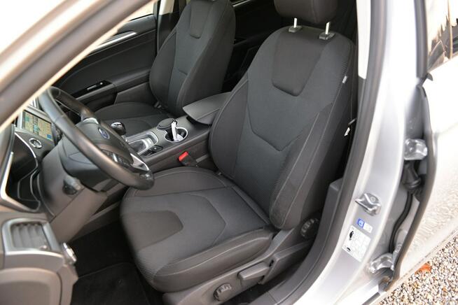 Ford Mondeo 2.0 TDCi 150KM Titanium Szyberdach Navi Asystenci Grzane fotele