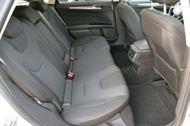 Ford Mondeo 2.0 TDCi 150KM Titanium Szyberdach Navi Asystenci Grzane fotele