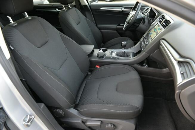 Ford Mondeo 2.0 TDCi 150KM Titanium Szyberdach Navi Asystenci Grzane fotele