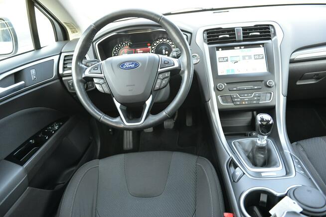 Ford Mondeo 2.0 TDCi 150KM Titanium Szyberdach Navi Asystenci Grzane fotele