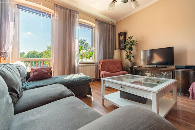 Dom Głowno, Plac Wolności