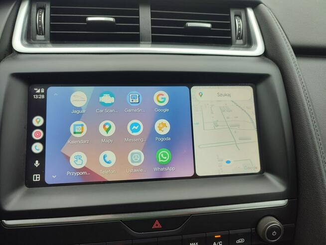 Jaguar E-Pace Panorama AWD