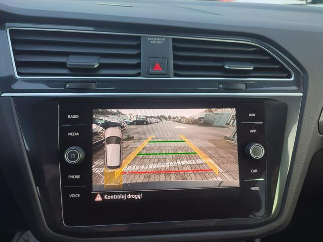 Volkswagen Tiguan Krajowy fv23 4x4 kamery 360