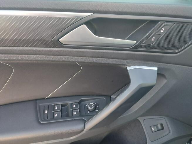 Volkswagen Tiguan Krajowy fv23 4x4 kamery 360