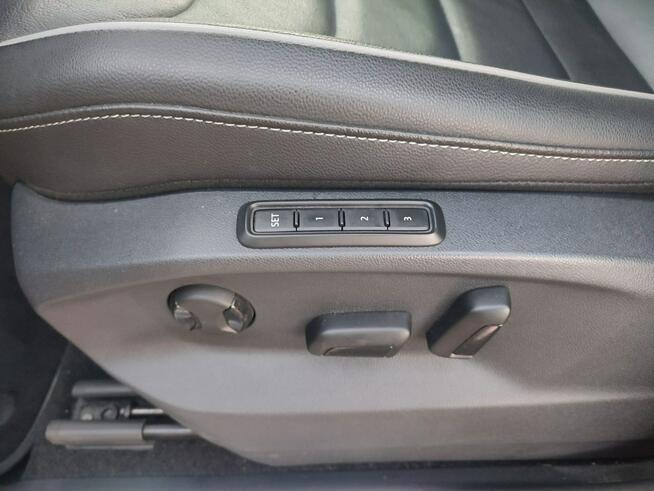 Volkswagen Tiguan Krajowy fv23 4x4 kamery 360