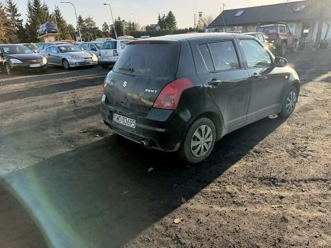 Suzuki Swift 1.3 b+g 05r