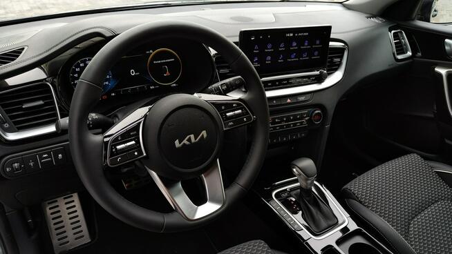 Kia Nowy Ceed 1.5T-GDI 140 KM 7DCT Business Line +AEB SalonPL FV23%